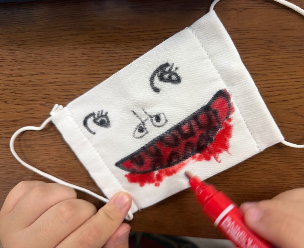 10/31(金) 創作「変身マスク」